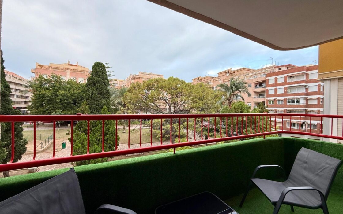 Апартаменты 83 кв.м в Торревьехе у моря на 2 этаже