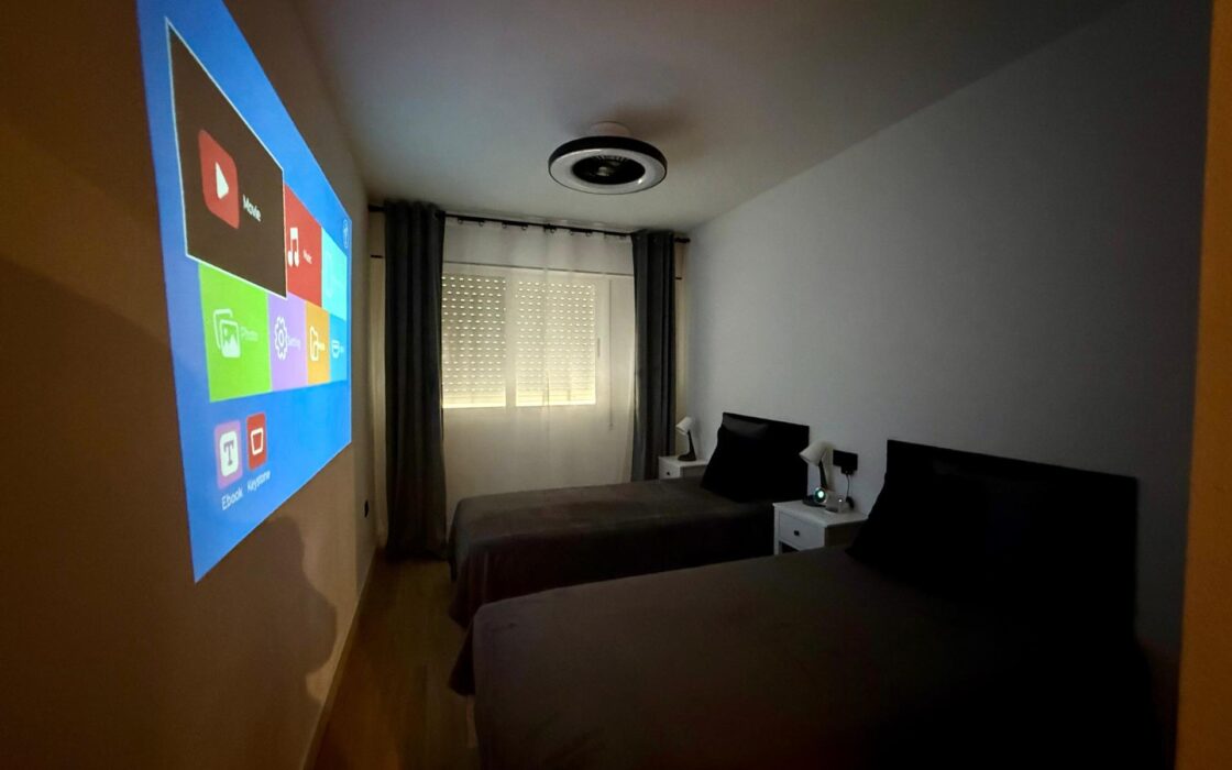 Апартаменты 83 кв.м в Торревьехе у моря на 2 этаже