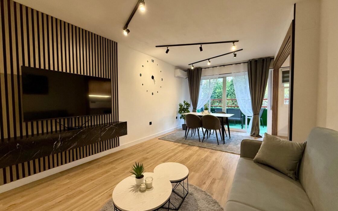 Апартаменты 83 кв.м в Торревьехе у моря на 2 этаже