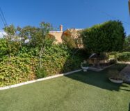 Частный дом 200 кв.м с бассейном в Сан-Мартин-де-Вальдеглесиас