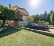 Частный дом 200 кв.м с бассейном в Сан-Мартин-де-Вальдеглесиас