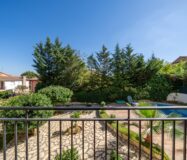 Частный дом 200 кв.м с бассейном в Сан-Мартин-де-Вальдеглесиас