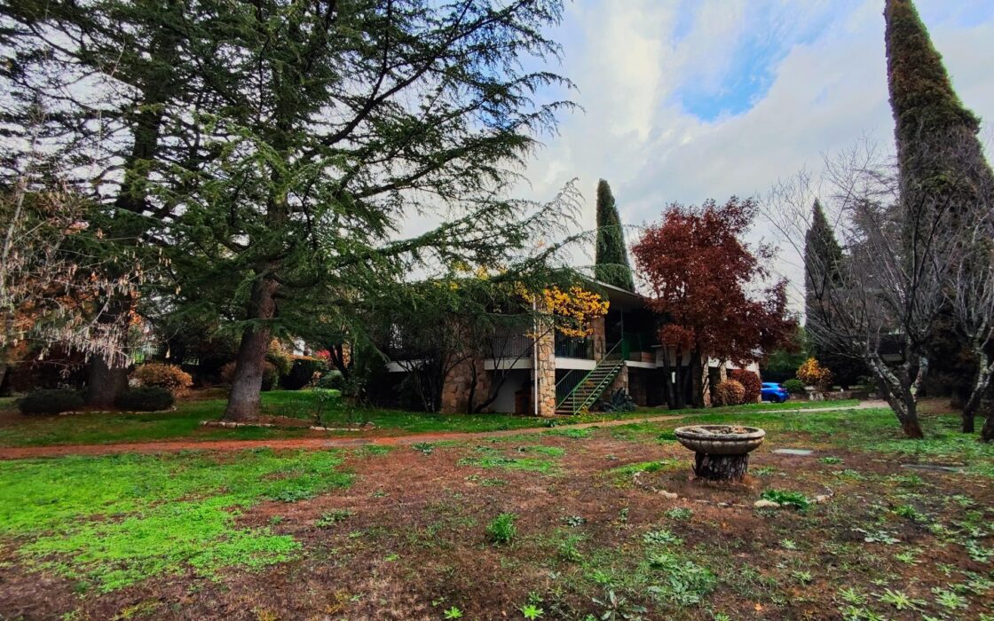 Дом в Сото-дель-Реаль 7 комнат с бассейном и террасой