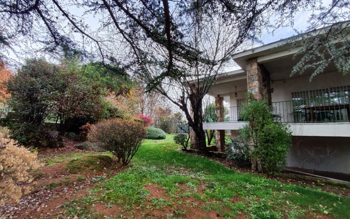 Дом в Сото-дель-Реаль 7 комнат с бассейном и террасой