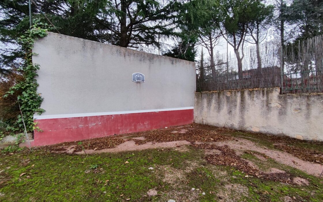 Дом в Сото-дель-Реаль 7 комнат с бассейном и террасой