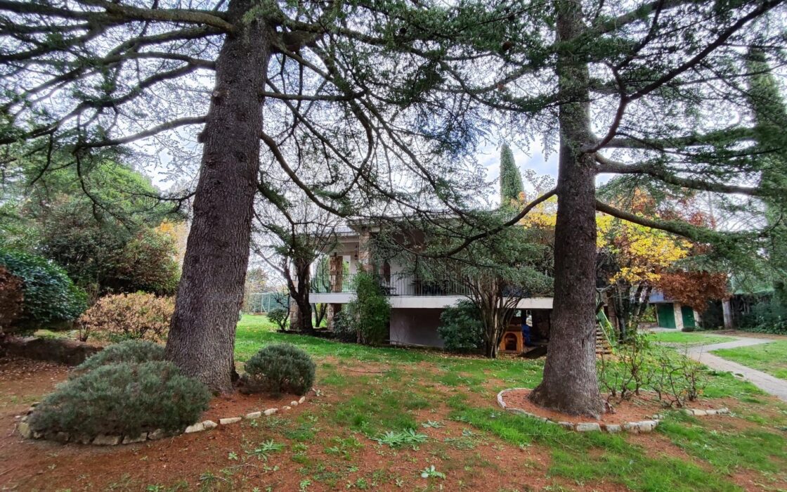 Дом в Сото-дель-Реаль 7 комнат с бассейном и террасой