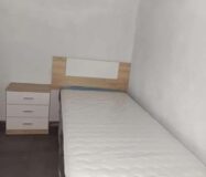 Апартаменты в Овьедо 50 кв.м с 2 спальнями и без ремонта