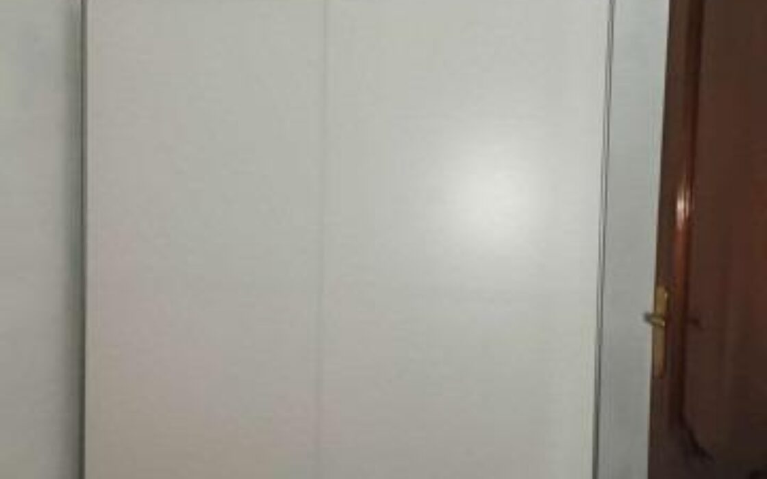 Апартаменты в Овьедо 50 кв.м с 2 спальнями и без ремонта