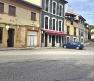 Апартаменты в Овьедо 50 кв.м с 2 спальнями и без ремонта