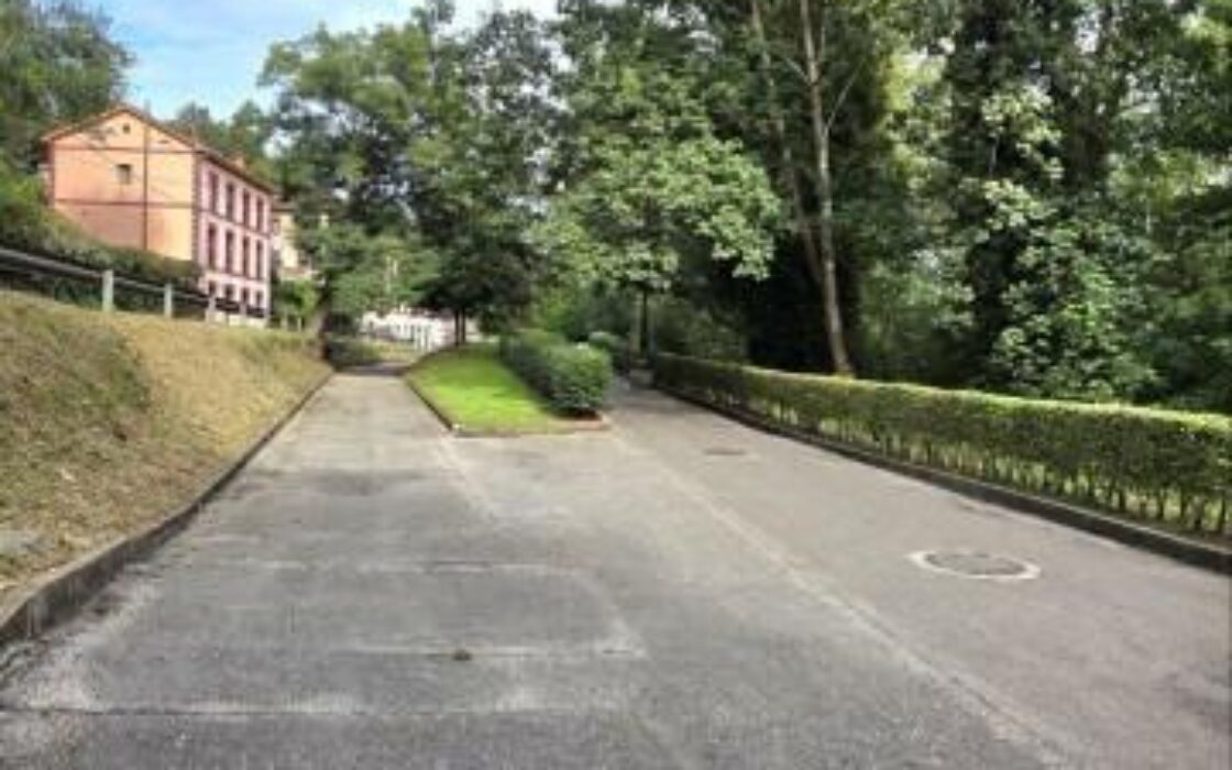 Апартаменты в Овьедо 50 кв.м с 2 спальнями и без ремонта