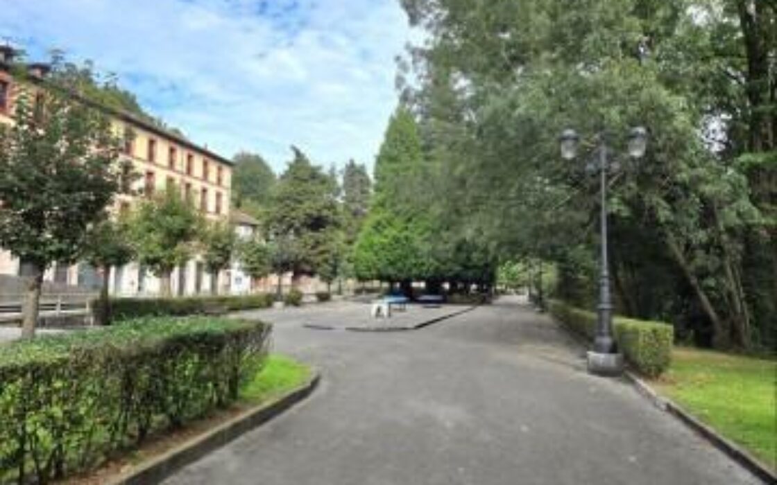 Апартаменты в Овьедо 50 кв.м с 2 спальнями и без ремонта