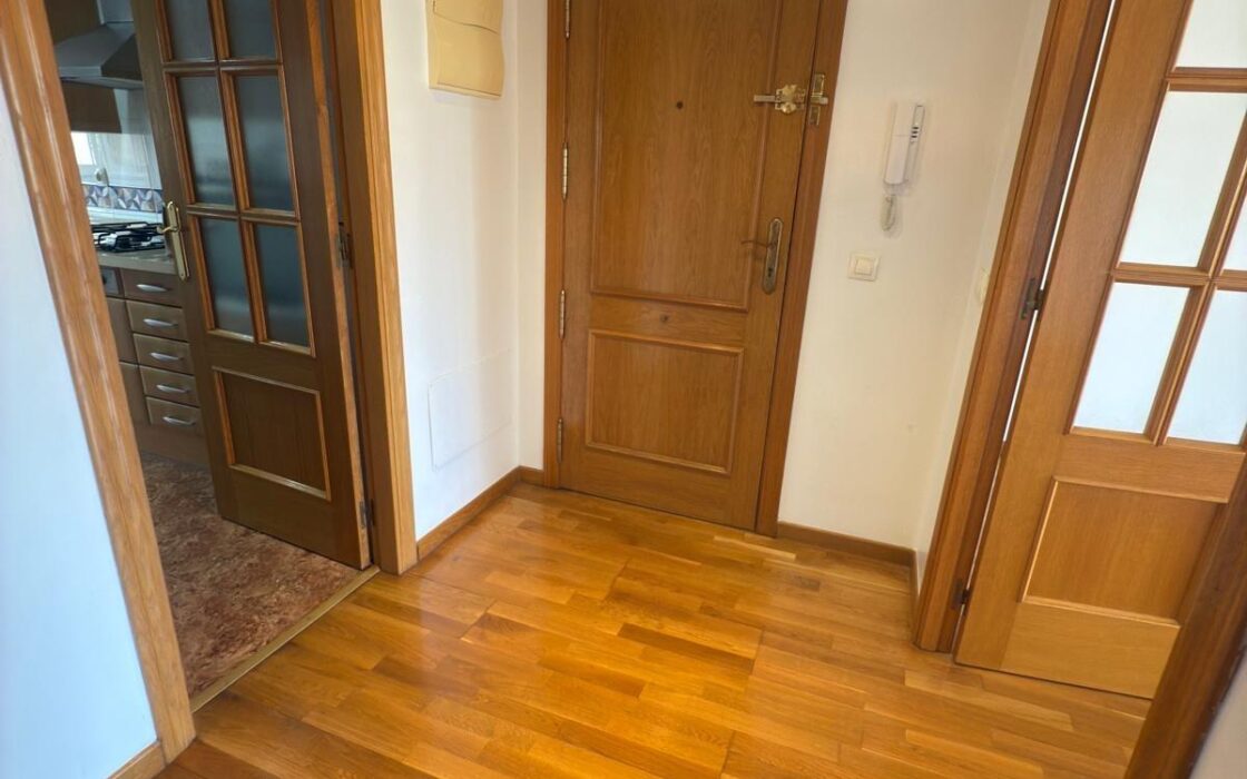 Апартаменты в Аликанте 127 кв.м с террасой у моря