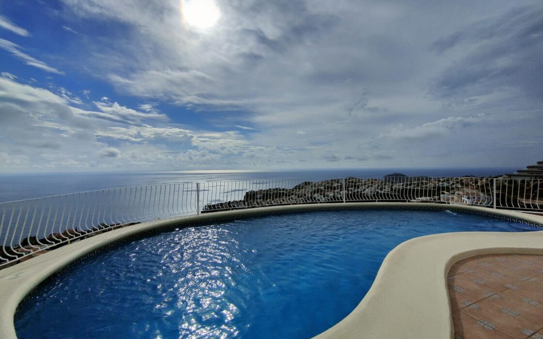 Вілла в Бенітачель з панорамним морським видом 209 кв.м