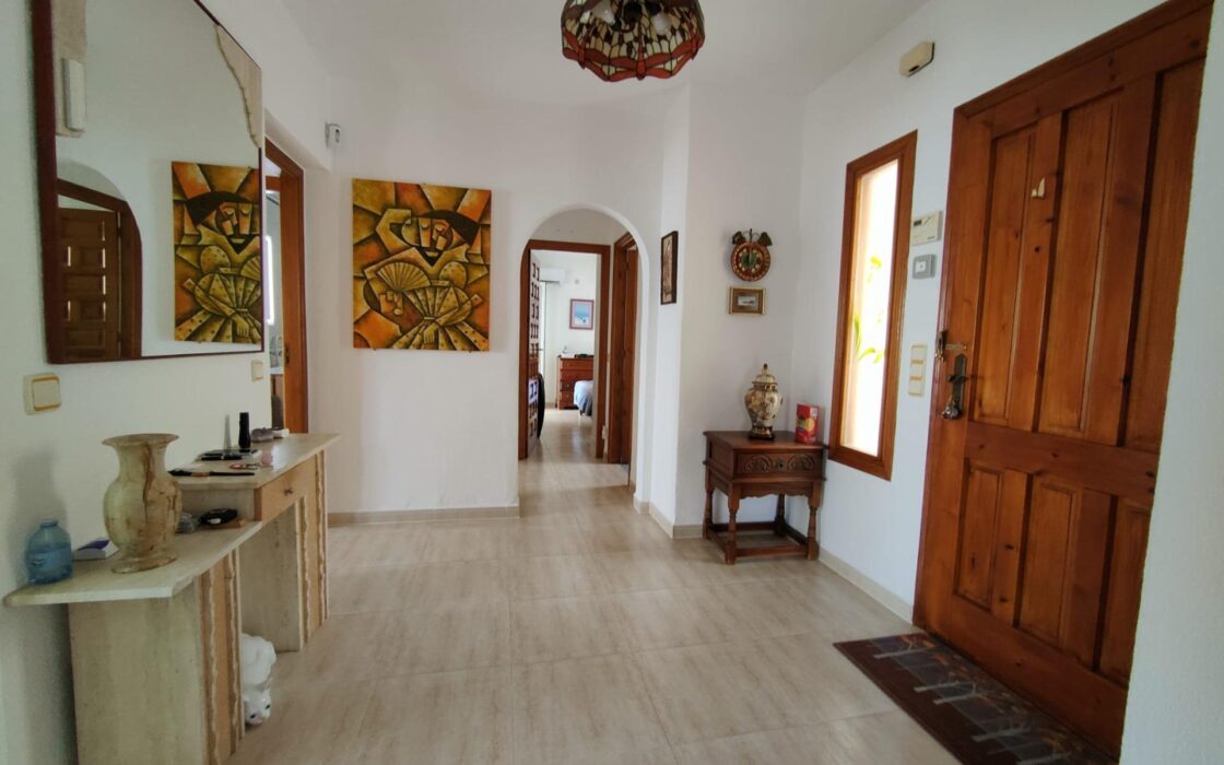 Вілла в Бенітачель з панорамним морським видом 209 кв.м