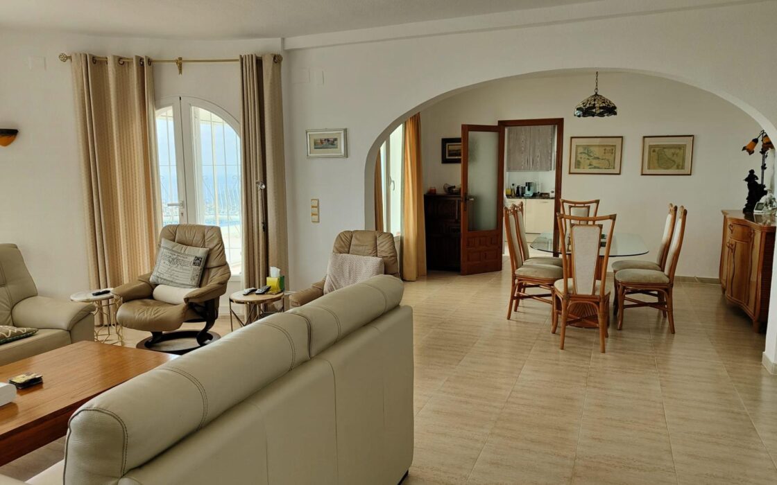 Вілла в Бенітачель з панорамним морським видом 209 кв.м