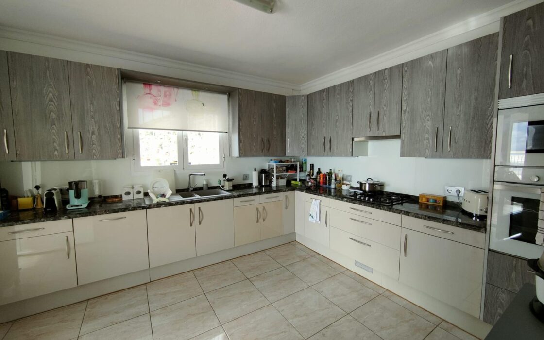 Вілла в Бенітачель з панорамним морським видом 209 кв.м