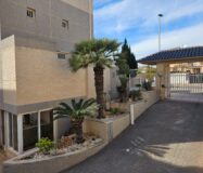 Современная квартира с террасой в Торревьехе 61 кв.м