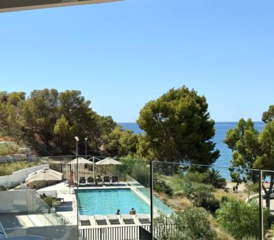 Апартаменти у моря на Коста Бланці з терасою 100 кв.м