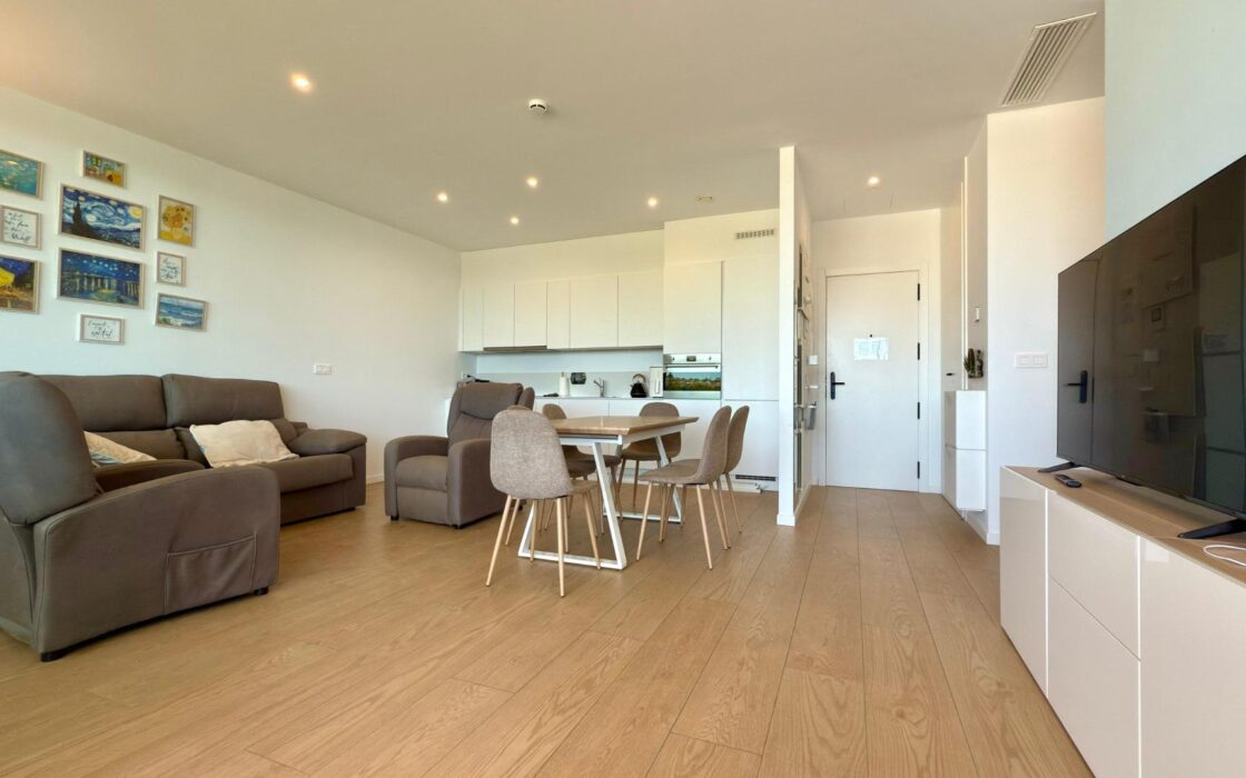 Апартаменти у моря на Коста Бланці з терасою 100 кв.м