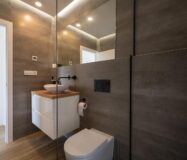 Современная вилла с бесконечным бассейном в Финестрате 151 кв.м