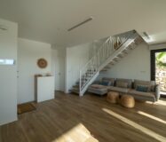 Современная вилла с бесконечным бассейном в Финестрате 151 кв.м