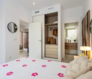 Виллы Casa Azahar в Ориуэле с террасой и бассейном 138 кв.м