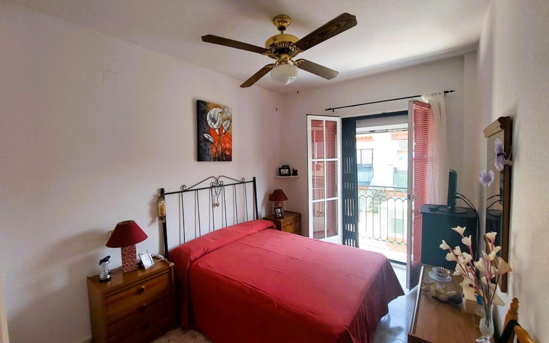 Бунгало с террасой у моря в Ориуэла Коста 58 кв.м