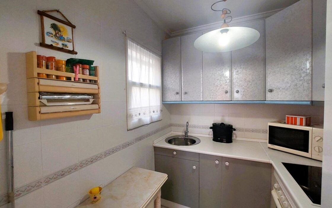 Бунгало с террасой у моря в Ориуэла Коста 58 кв.м