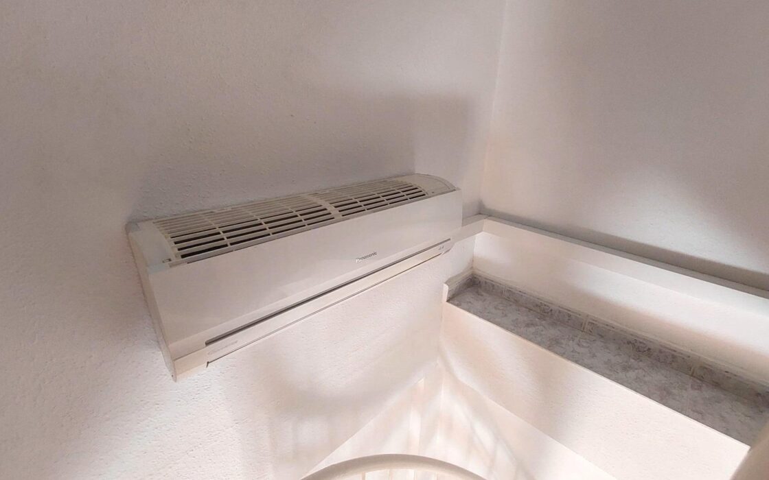 Бунгало с террасой у моря в Ориуэла Коста 58 кв.м