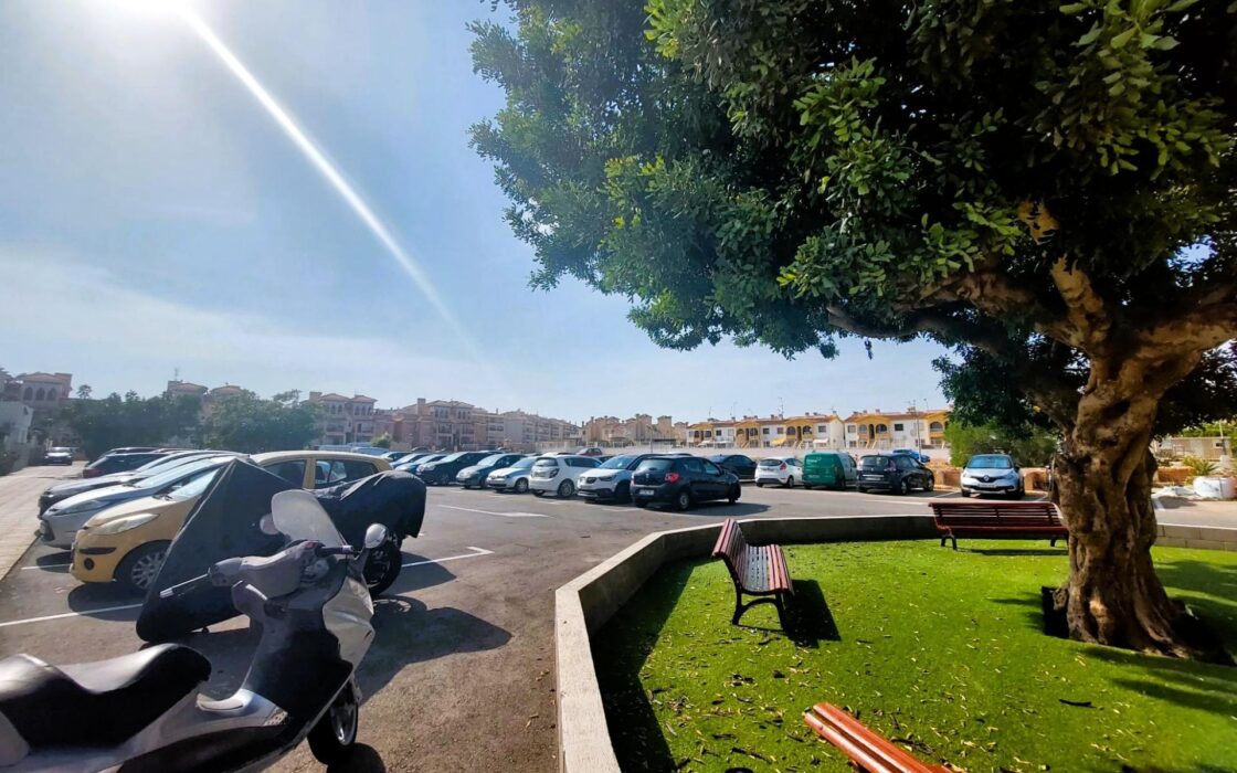 Бунгало с террасой у моря в Ориуэла Коста 58 кв.м