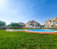 Бунгало с террасой у моря в Ориуэла Коста 58 кв.м