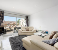 Трехкомнатная квартира в 600 м от пляжа с террасой, 127 кв.м