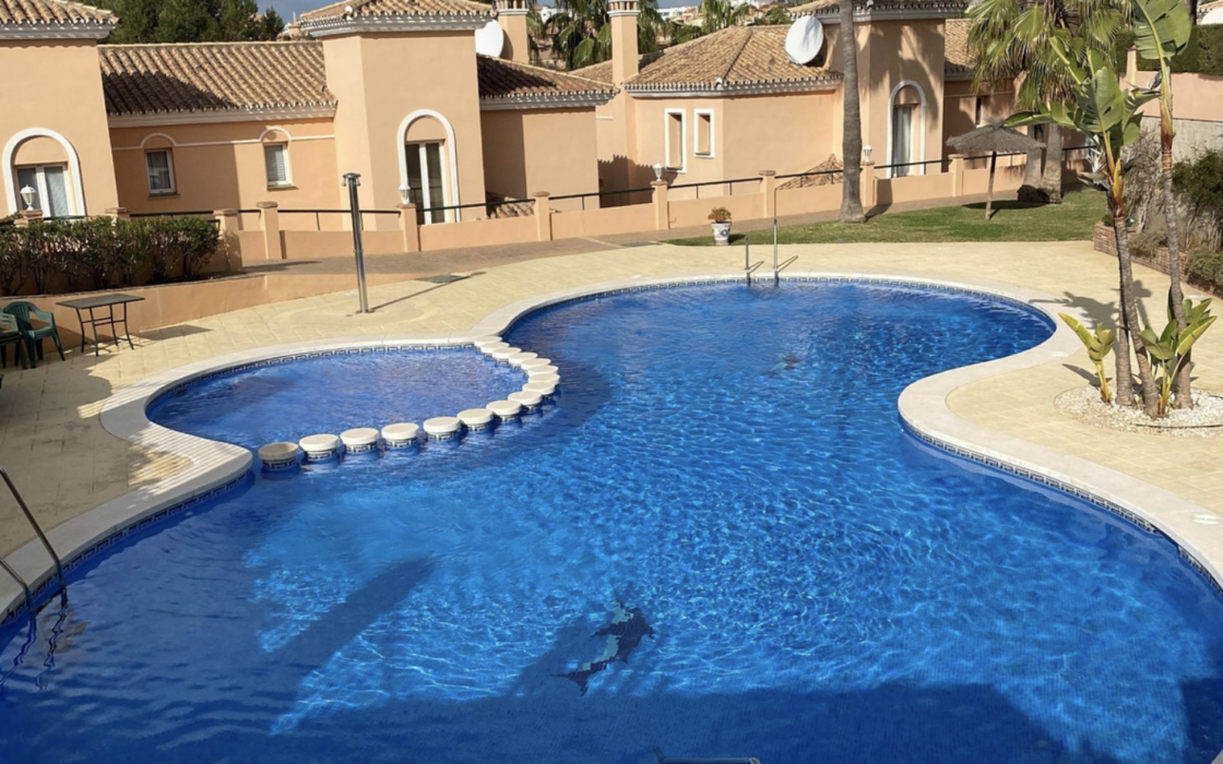 Окрема вілла в Міхасі, 5 спалень, вид на море