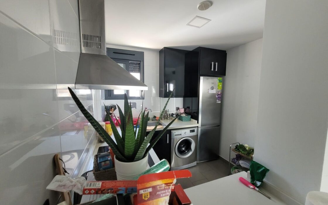 Бунгало 90 кв.м в Ла Зении с террасой, 1.5 км до моря