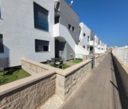 Бунгало 90 кв.м в Ла Зении с террасой, 1.5 км до моря