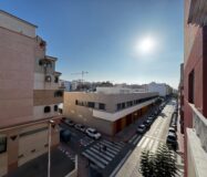 Апартаменты 70 кв.м в Торревьехе с бассейном у пляжа