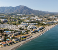 Прекрасна 3-кімнатна квартира біля моря в Естепоні 138 кв.м