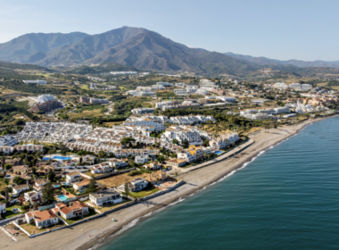 Прекрасная 3-комнатная квартира у моря в Эстепоне 138 кв.м