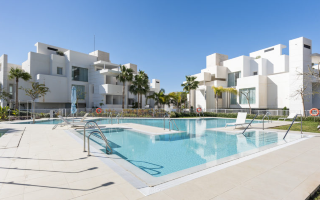 Апартамент с 3 спальнями и видом на море в Марбелье 216 кв.м