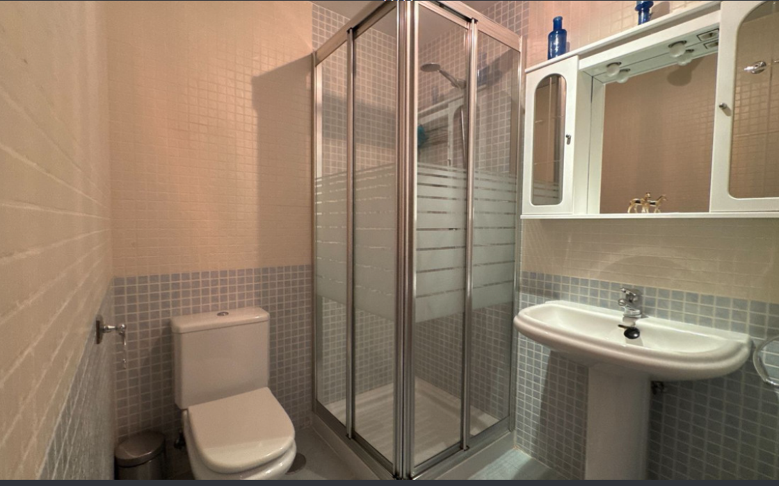 Двухкомнатная квартира в Кала-Михасе с террасой 102 кв.м.