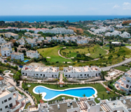 Простора квартира в Естепоні, 117 кв.м, з терасою