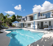 Вілла з 3 спальнями та терасою в Естепоні з видом