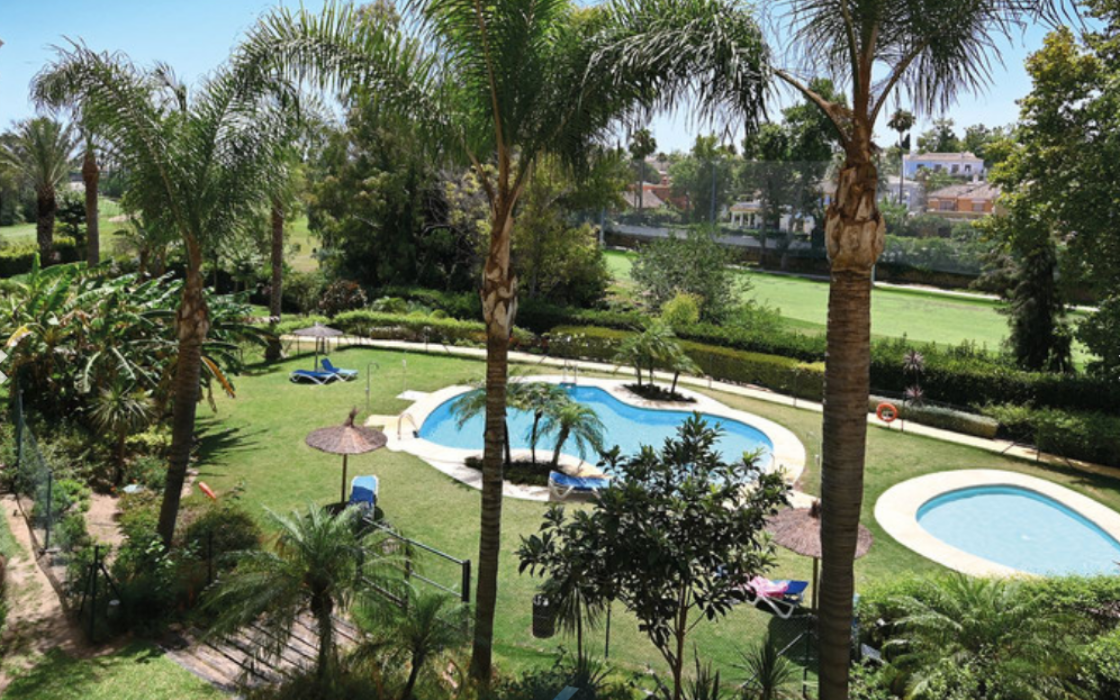 Ексклюзивні апартаменти в Guadalcántara Golf з терасою 120 кв.м