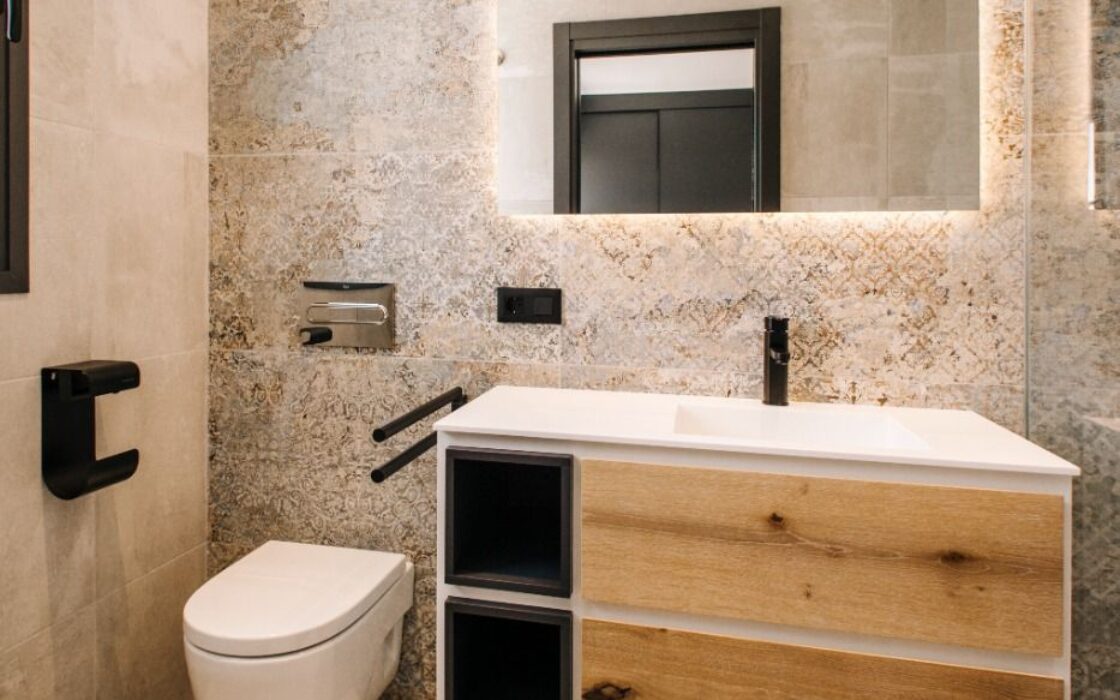 Дизайнерская квартира с террасой в Сьюдад-Кесада 80 кв.м