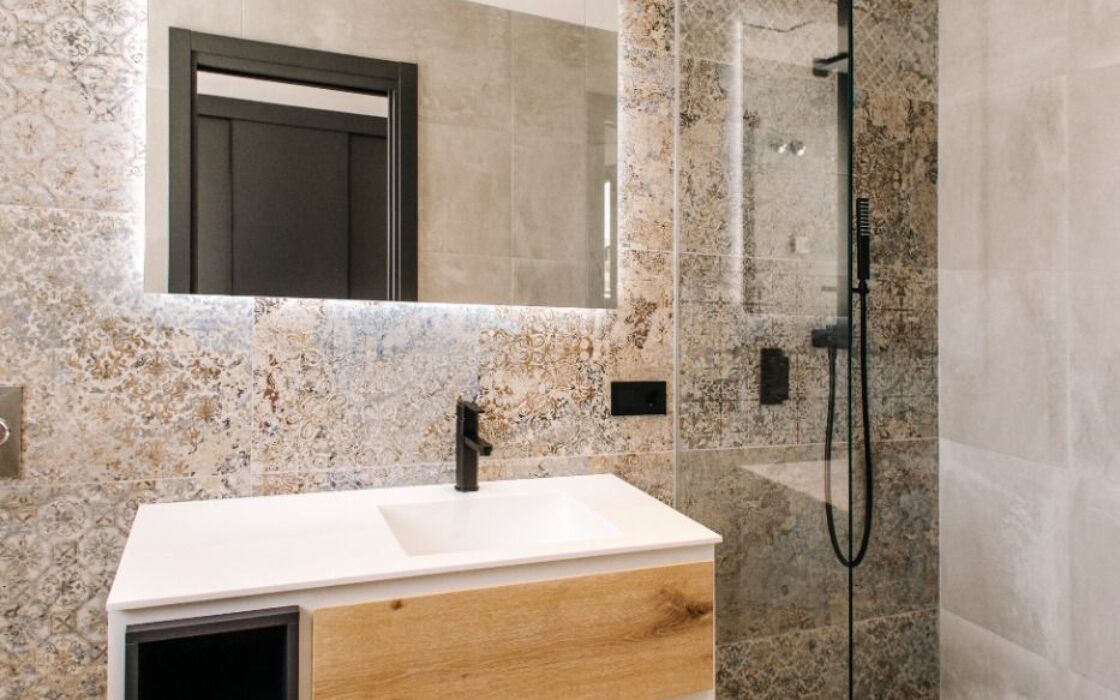 Дизайнерская квартира с террасой в Сьюдад-Кесада 80 кв.м