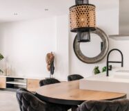 Дизайнерская квартира с террасой в Сьюдад-Кесада 80 кв.м