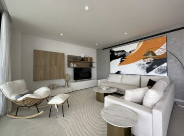 Современные апартаменты с террасой в Бенальмадене 110 кв.м