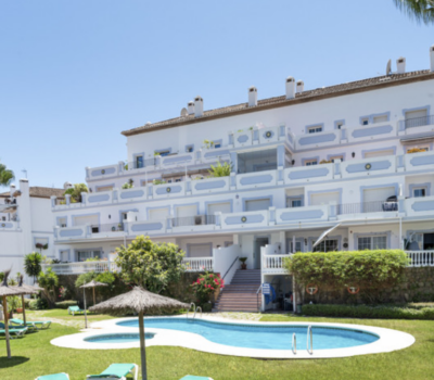 Стильна 1-кімнатна квартира в Nueva Andalucía, 67 кв.м.