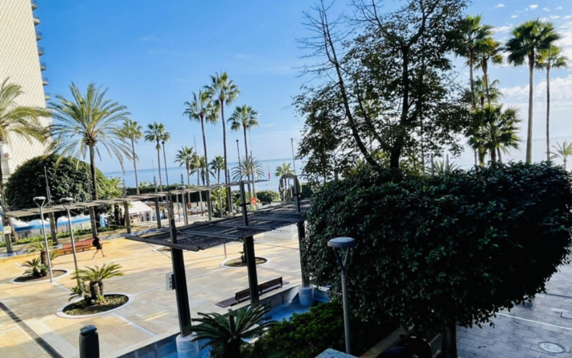 Великолепные апартаменты 2 спальни у моря в Avenida del Mar