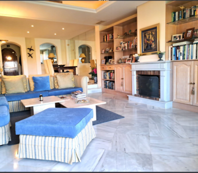 Елегантний таунхаус у Нуэва-Андалусія з терасою 163 кв.м